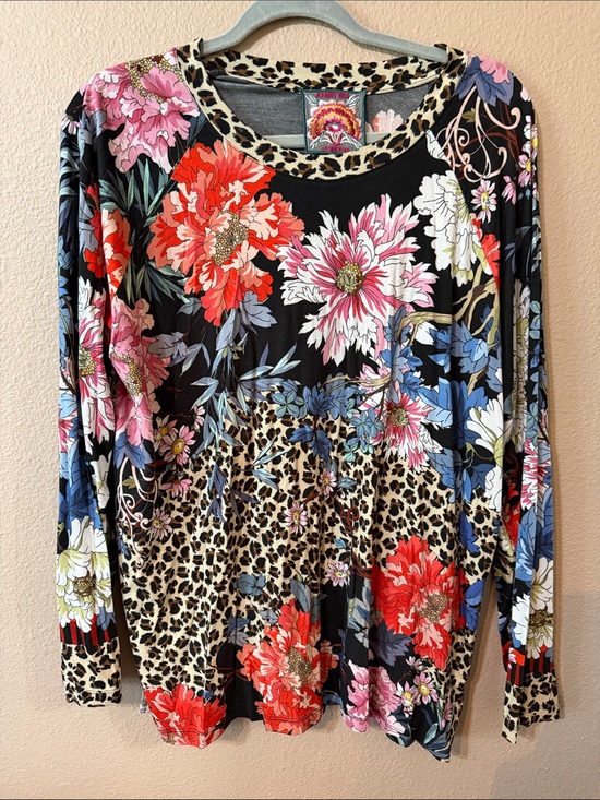 Johnny Was Tops - Johnny Was Floral & Leopard Print Long-Sleeve Top - Black/Multi
